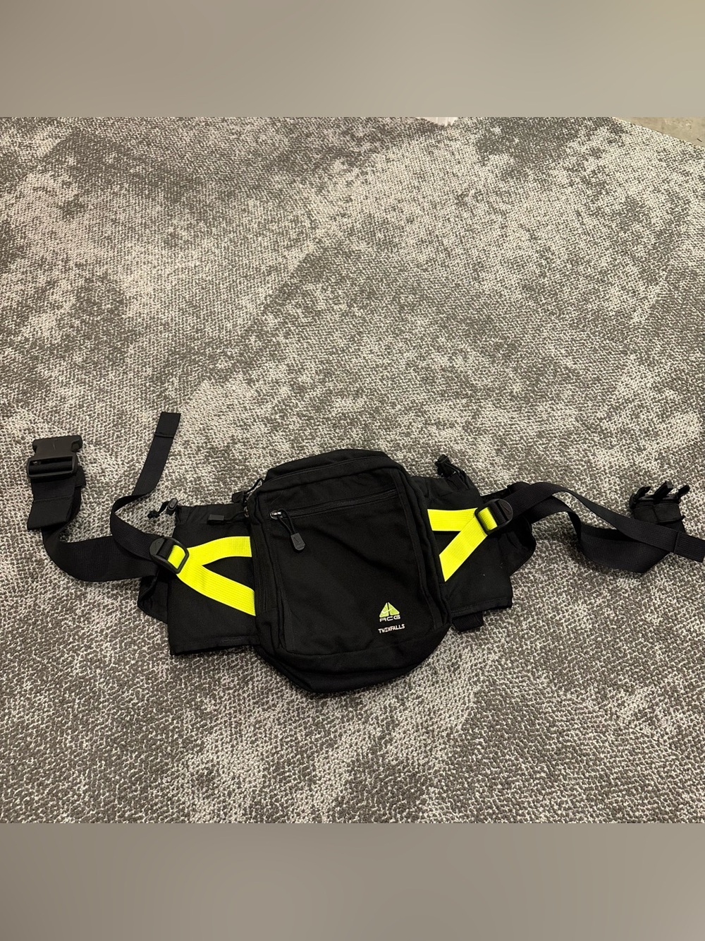 Vintage Nike ACG Twinfalls Hiking Waist Hydration Bag